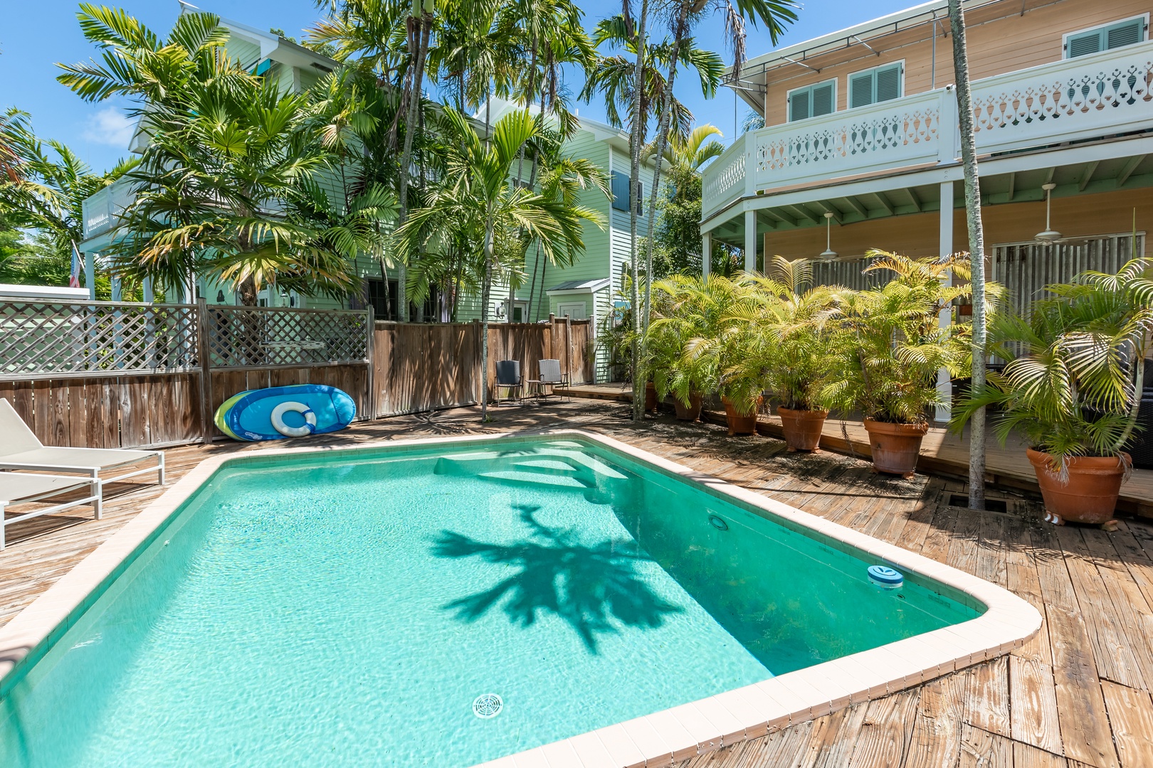 Seabreeze Delight shared pool
