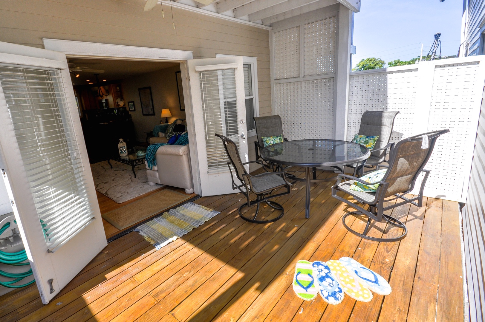 Duval Square Delight Private Balcony