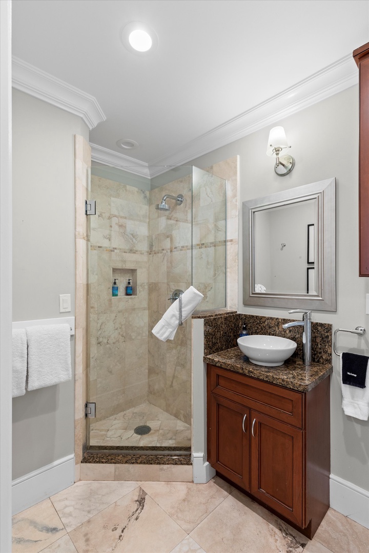 Ensuite bathroom downstairs - shower only