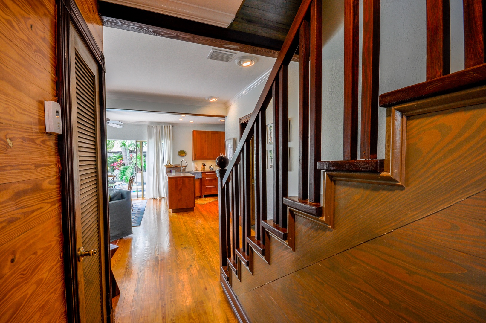 Entryway to Reynold's Retreat Key West