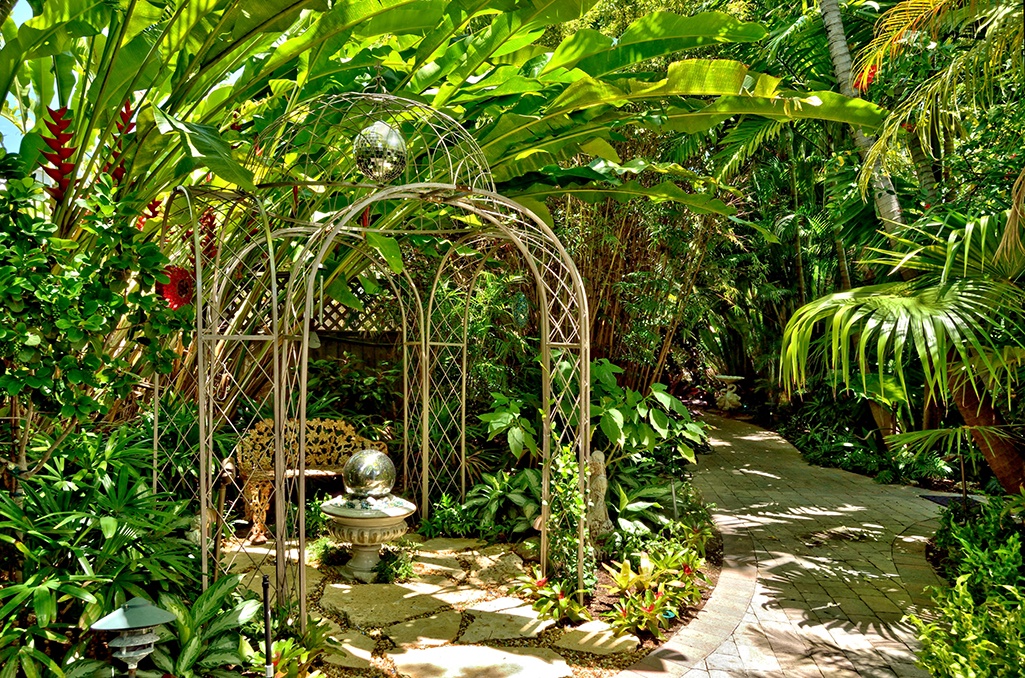 common area garden Ann Street Namaste Key West