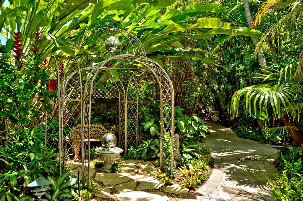 common area garden