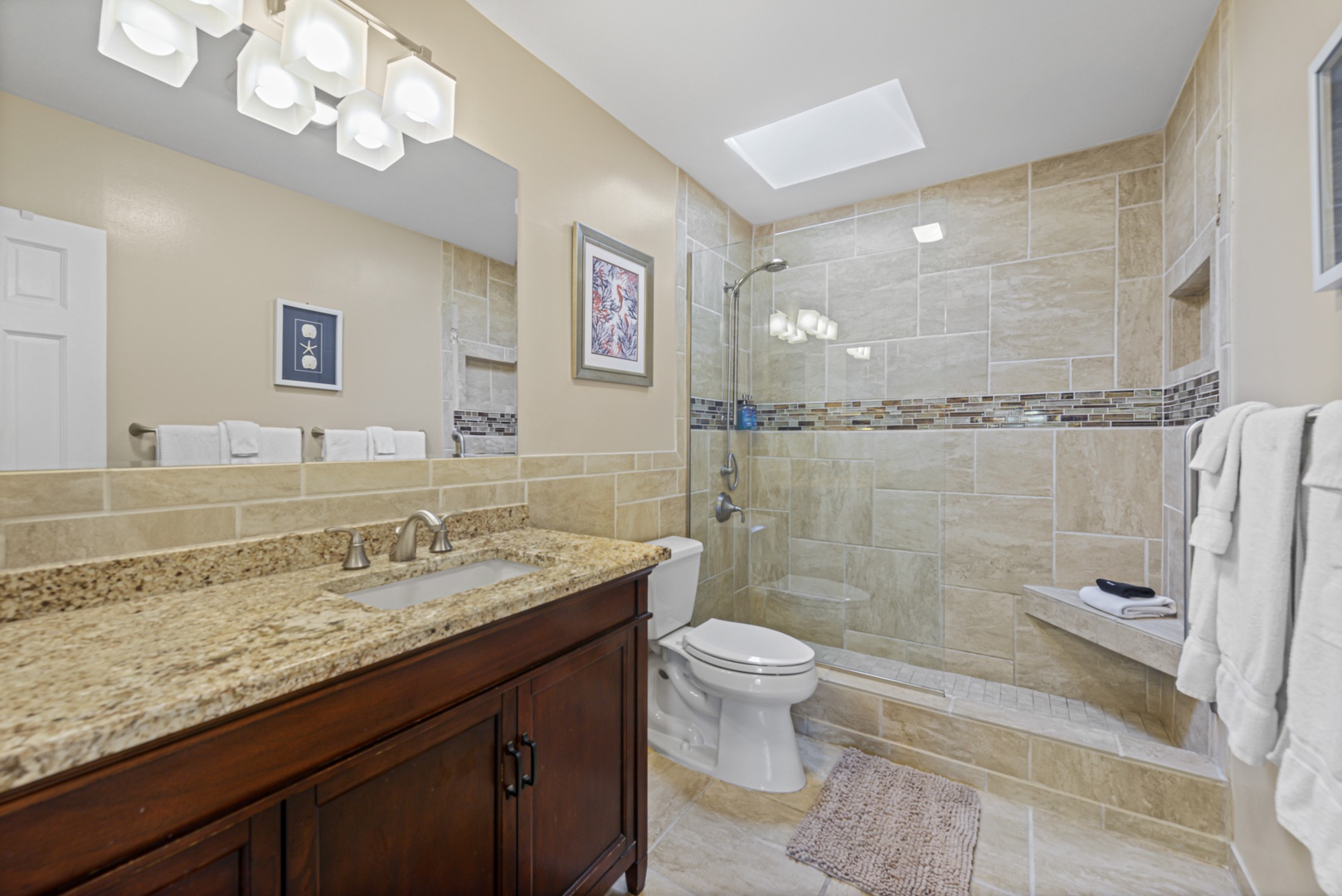 Paradise Place #5 @ Duval Square Primary Bedroom Ensuite