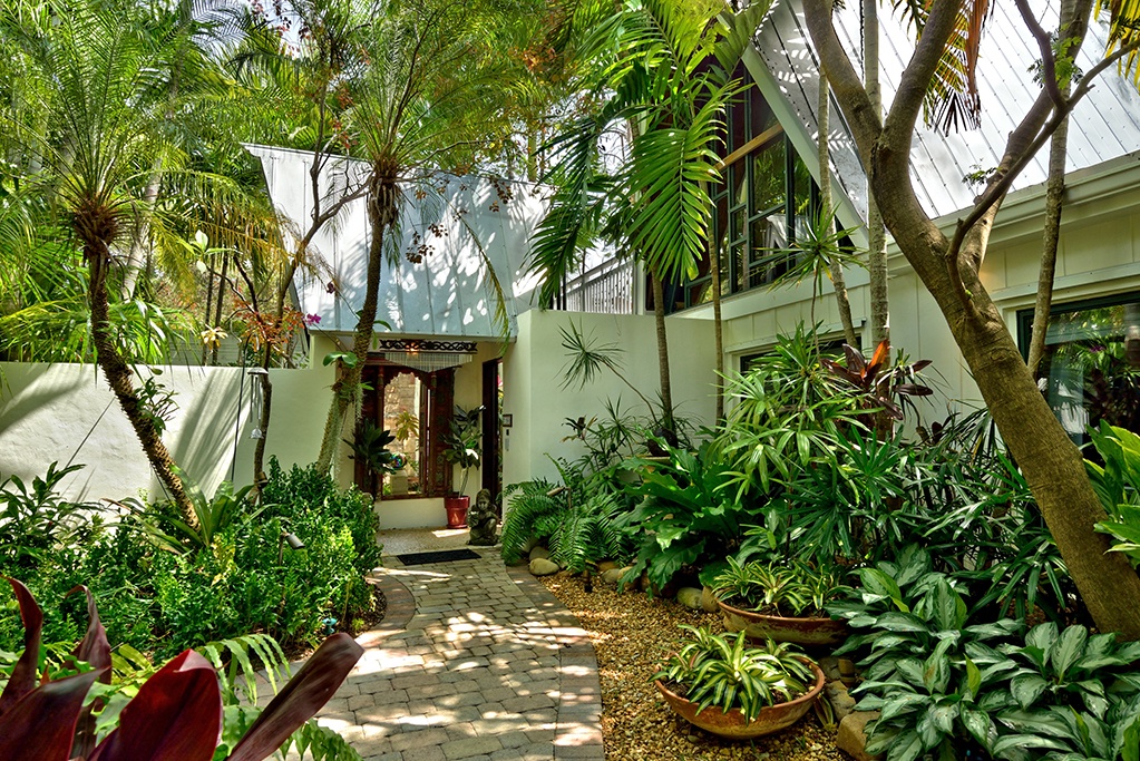 Namaste Entrance