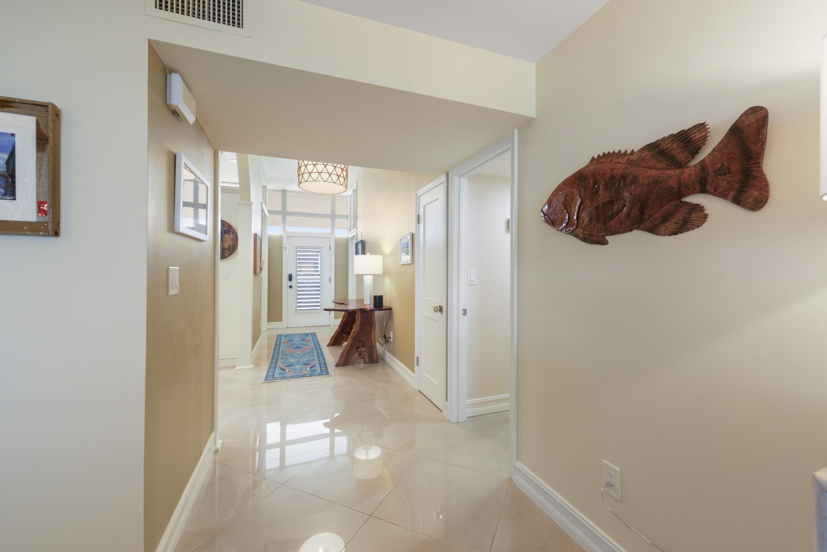 Key West Beach Club Paradise Penthouse #401 Entry Hallway