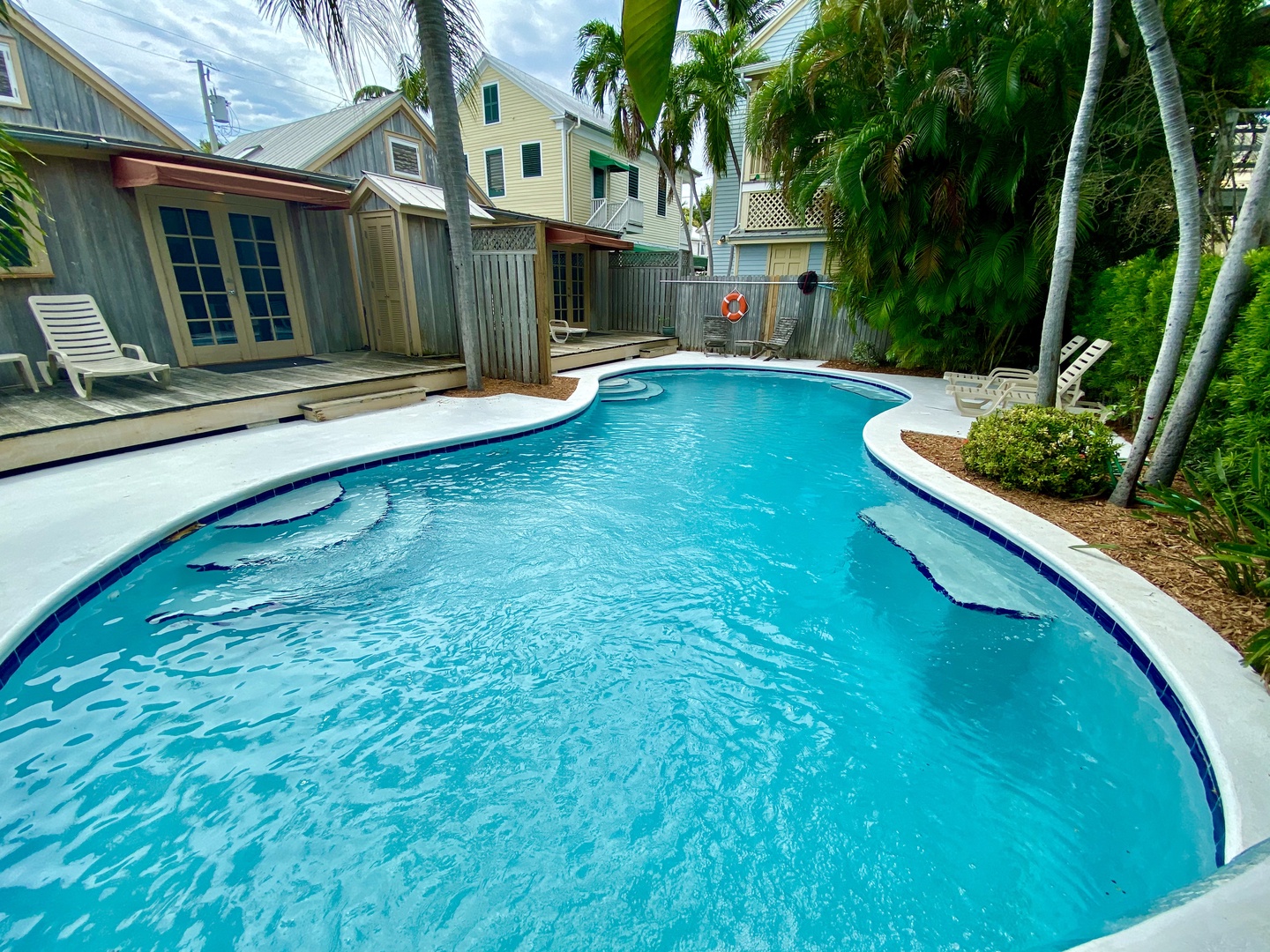 Pete's West Cottage Key West Pool Shared with East Cottage