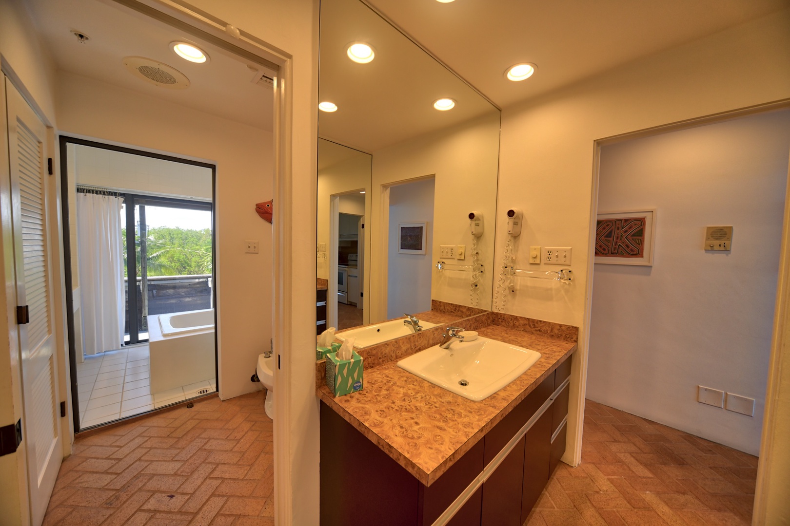 Bath Casa Atlantica One Bedroom
