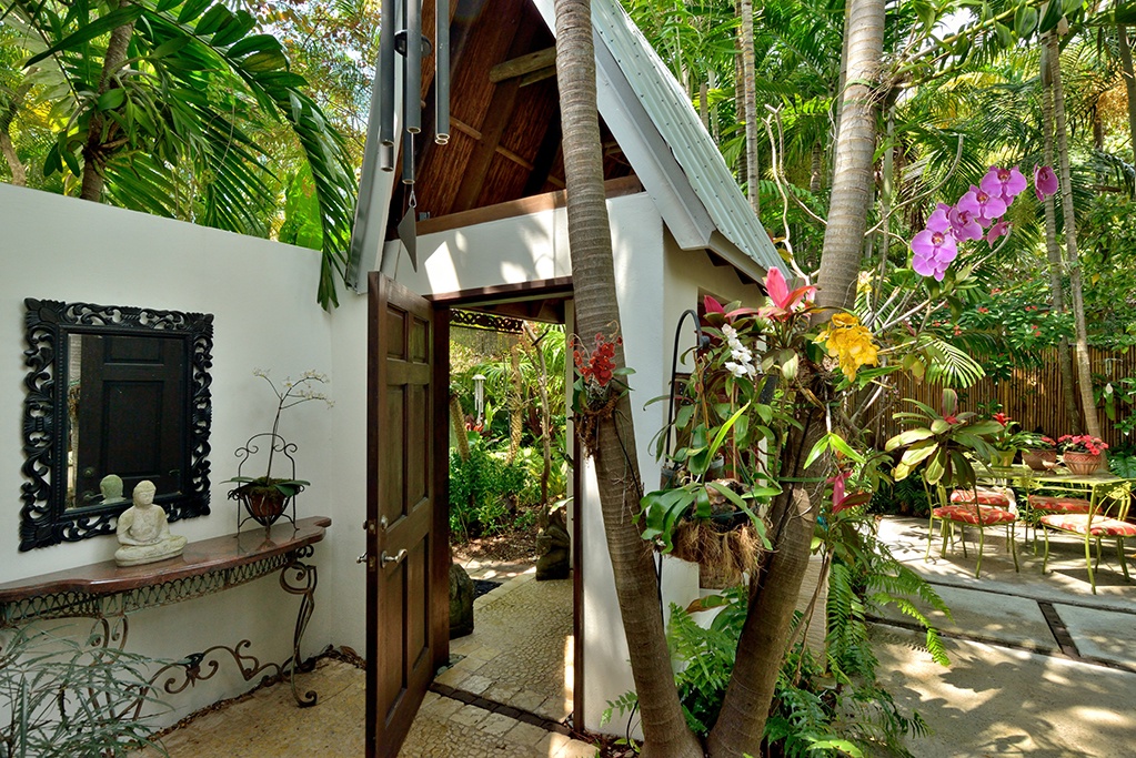 Entrance to Namaste