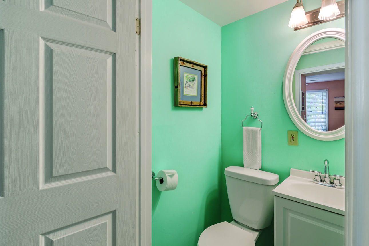 Main Bathroom Ensuite Shipyard Palms @ Truman Annex