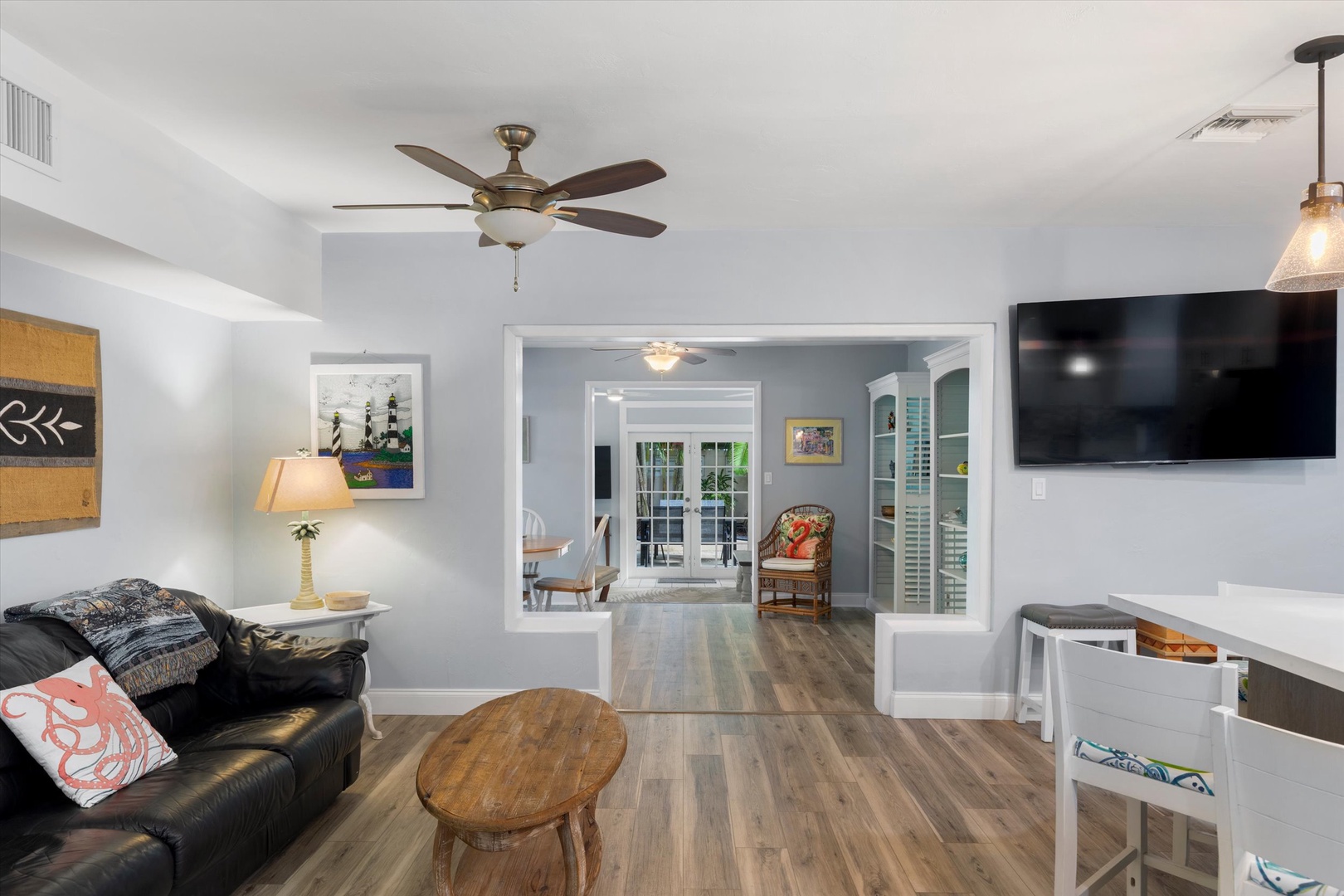 kitchen/seating area looking into Dining area