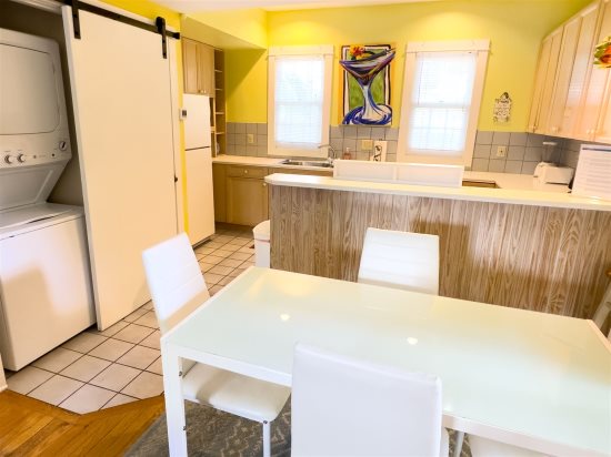 Dining Area off Full Kitchen