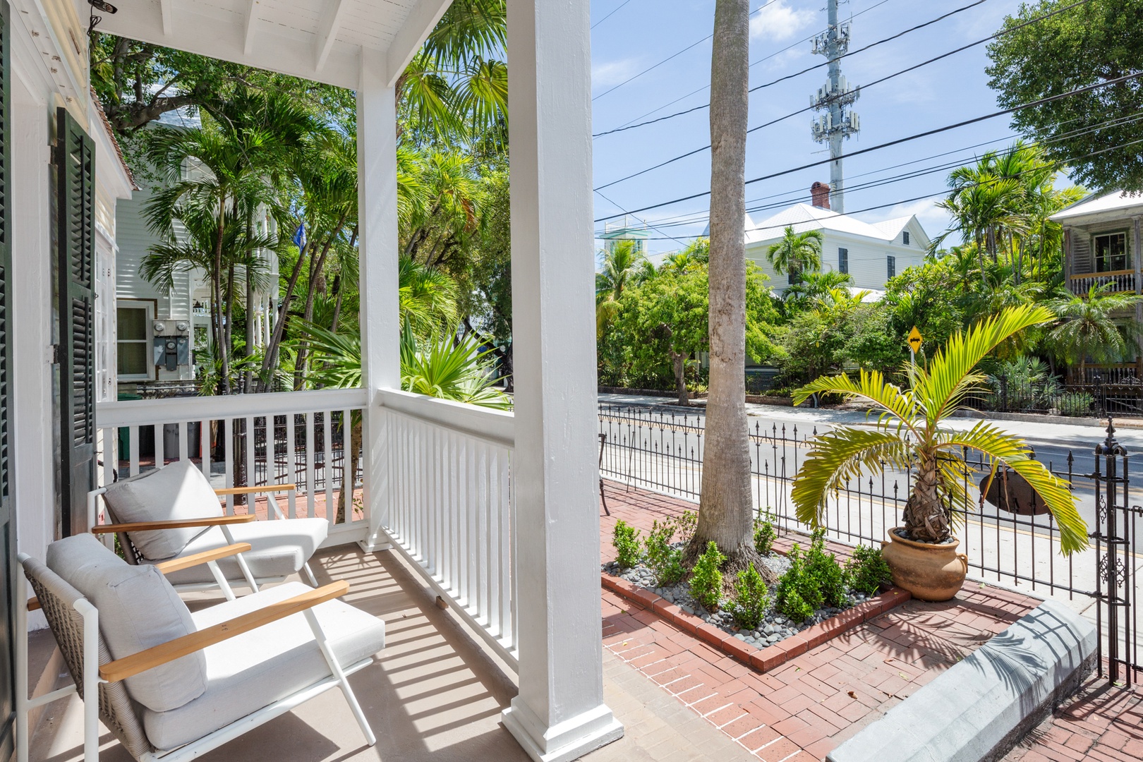 Front Porch Mansion @ The Watson House Key West