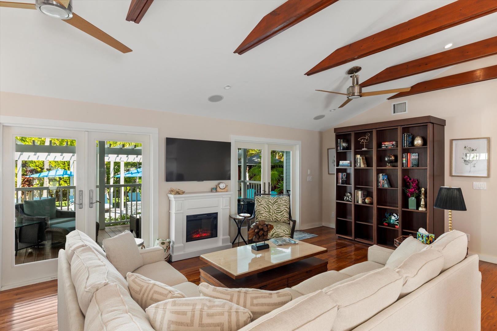 Living Room- Murphy Bed up