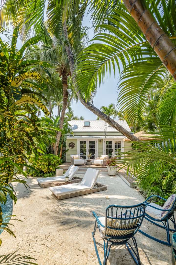 Patio & Garden