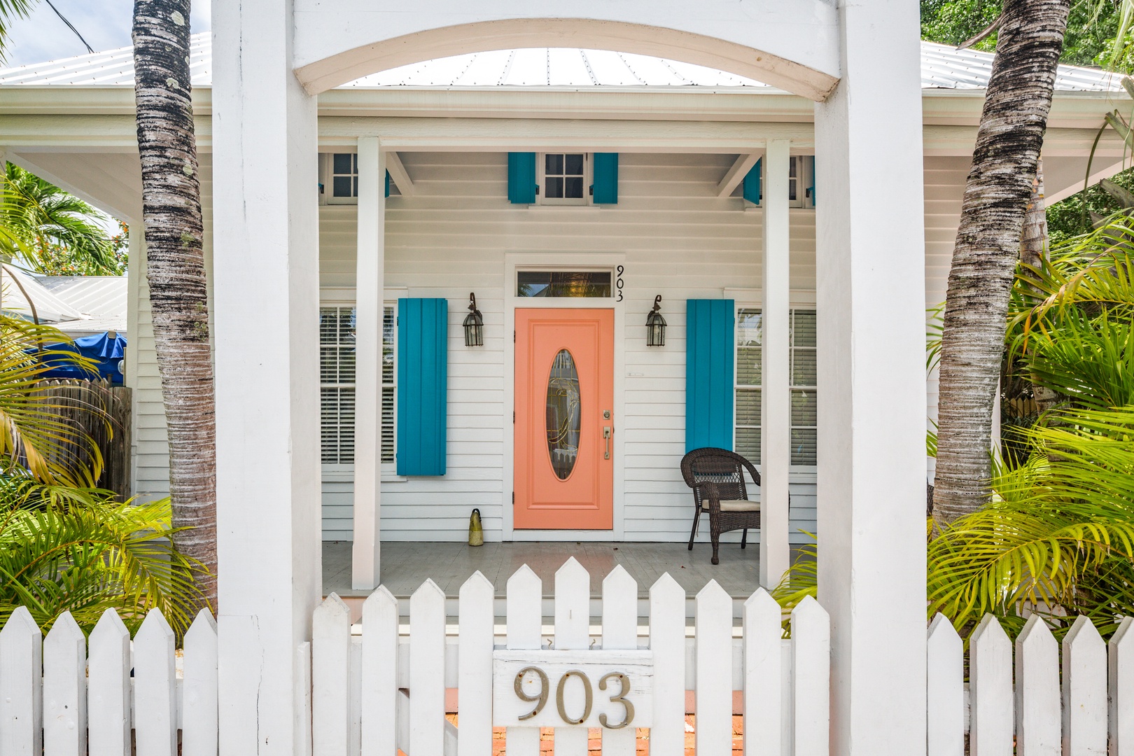 Private Entrance Bahama Dreams Key West