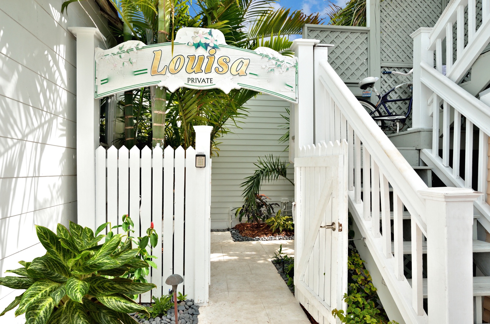 Private Entrance Louisa's Hideaway Key West