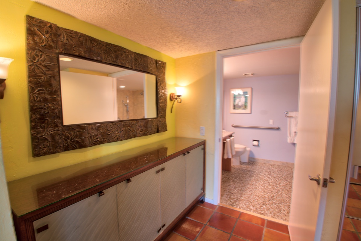 Main Bath Ensuite Vista Fresco at 1800 Atlantic Key West