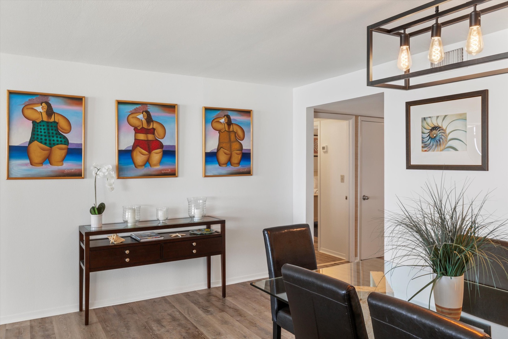 Dining Area/Entry way