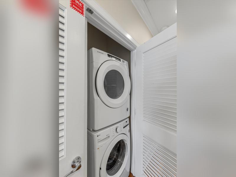 Washer and dryer in 2nd floor hallway