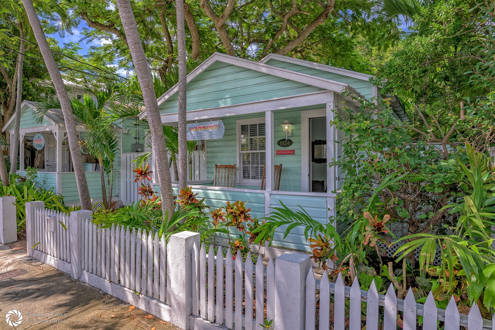 Royal Poinciana @ Conch Cottages view from street