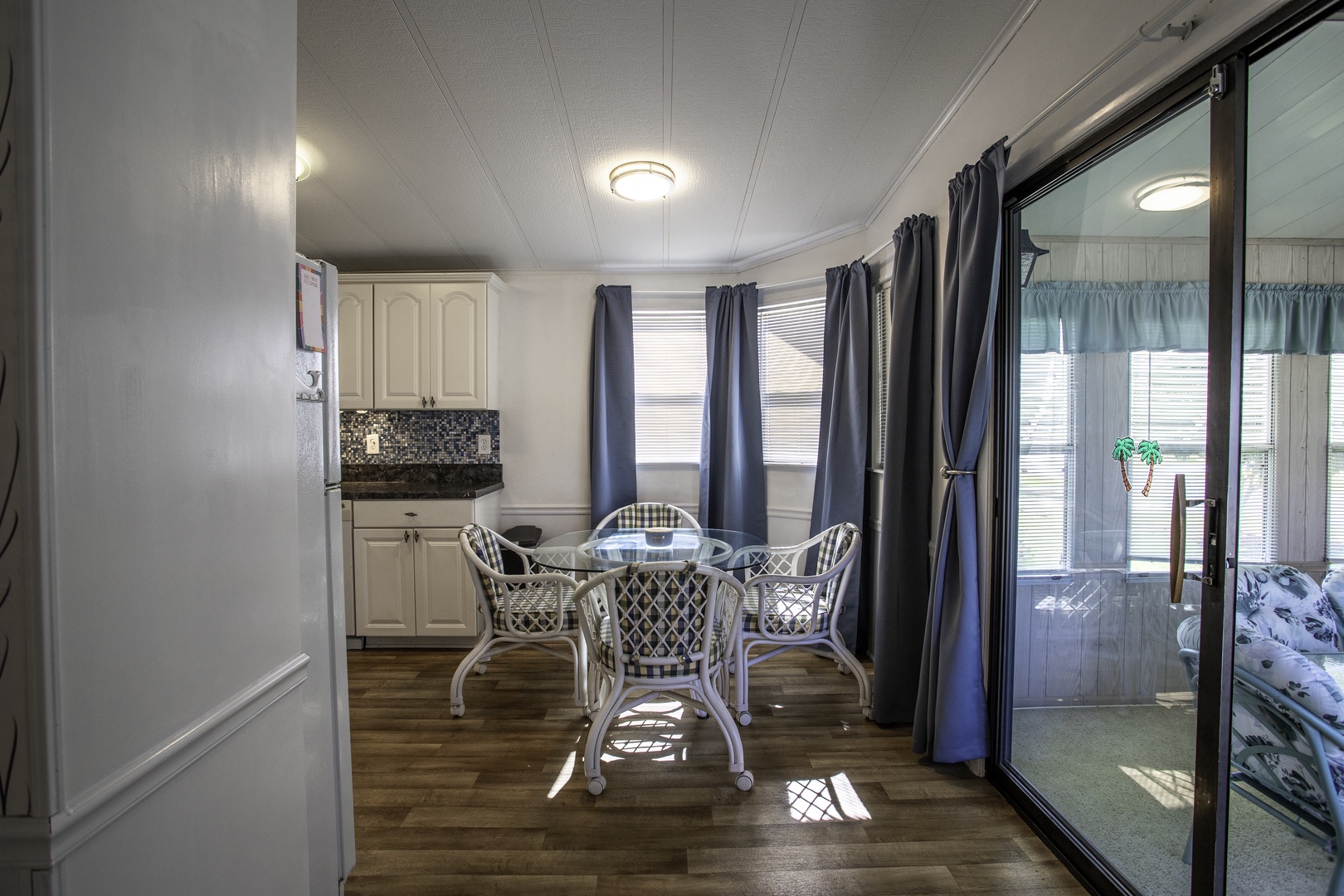 605 Z1 ORANGE BLOSSOM GARDENS