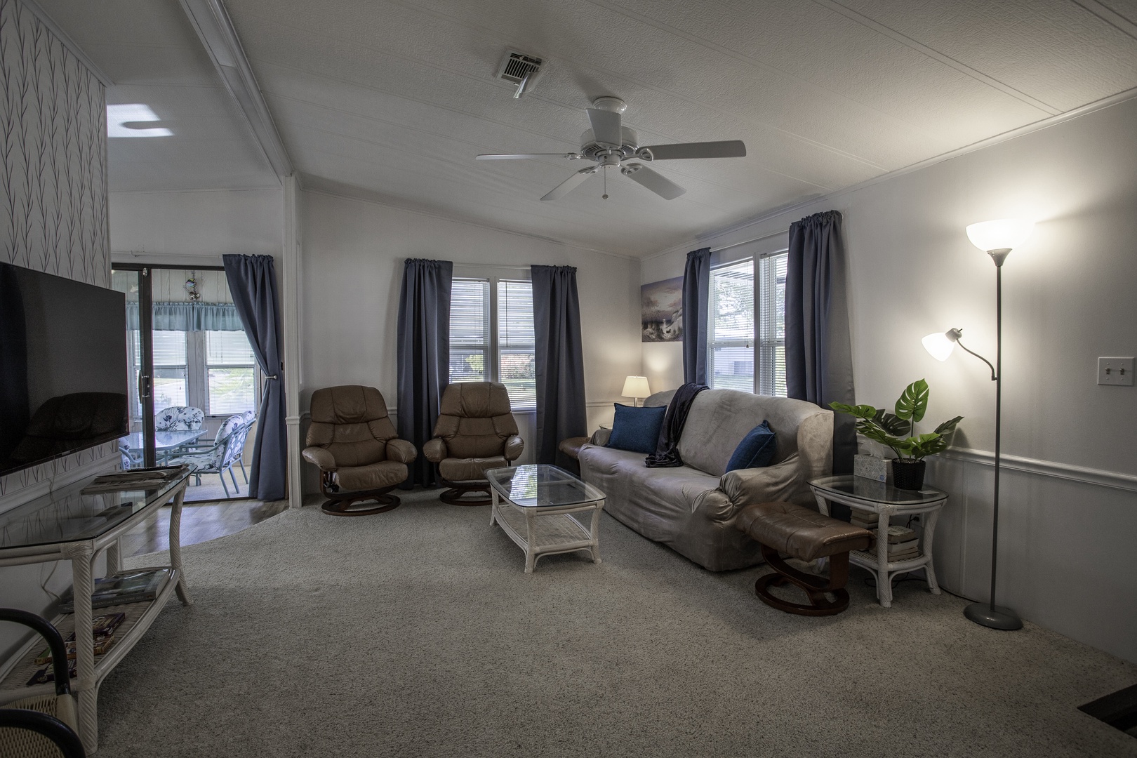 605 Z1 ORANGE BLOSSOM GARDENS