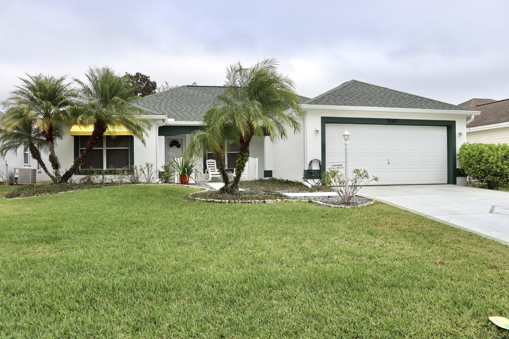 2147 Z2B Village of Santo Domingo