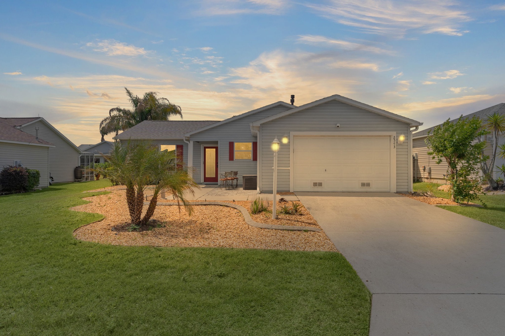 2543 Z3A VILLAGE OF TALL TREES