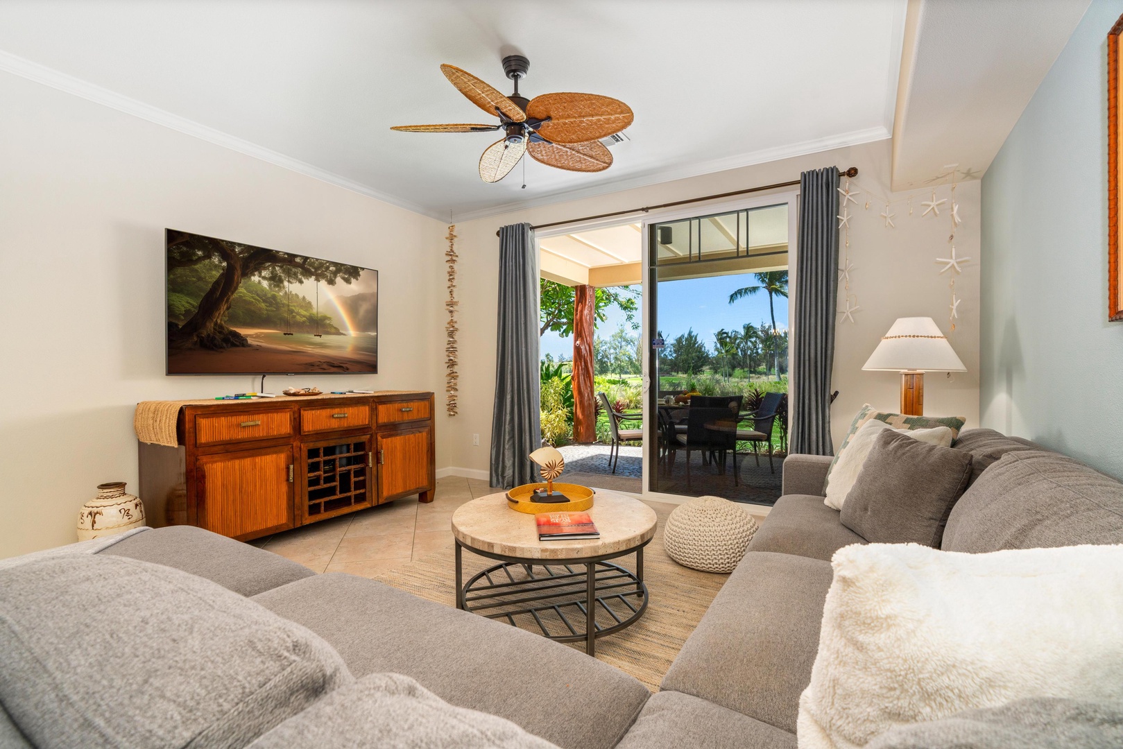 I2 Waikoloa Beach Villas. Includes Waikoloa Kings Club Golf Discounts