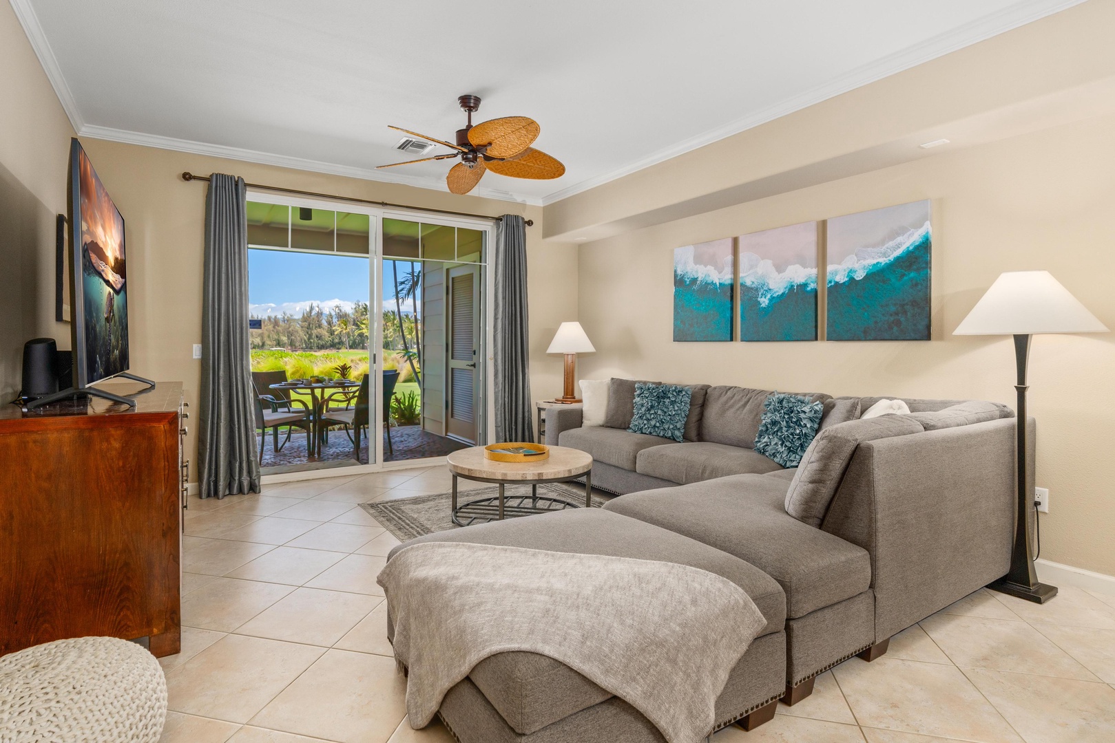 I2 Waikoloa Beach Villas. Includes Waikoloa Kings Club Golf Discounts