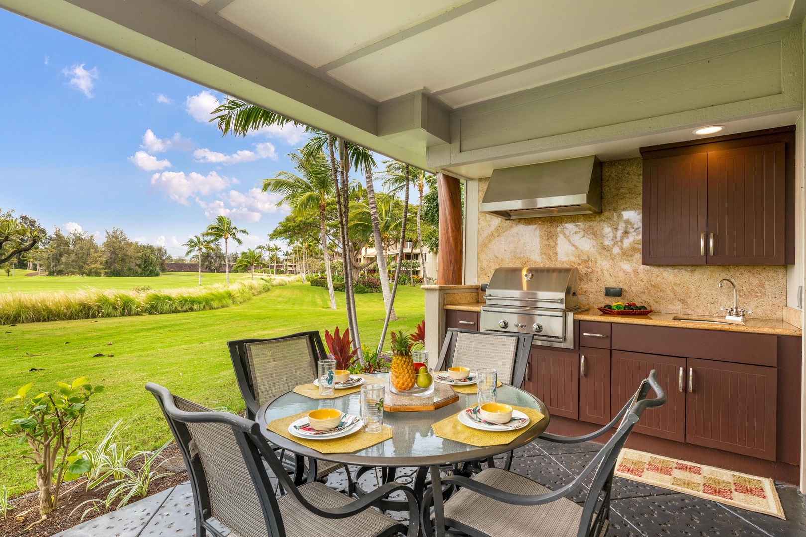 J2 Waikoloa Beach Villas. Hilton Waikoloa Pool Pass for 2023. Waikoloa Golf Discounts!