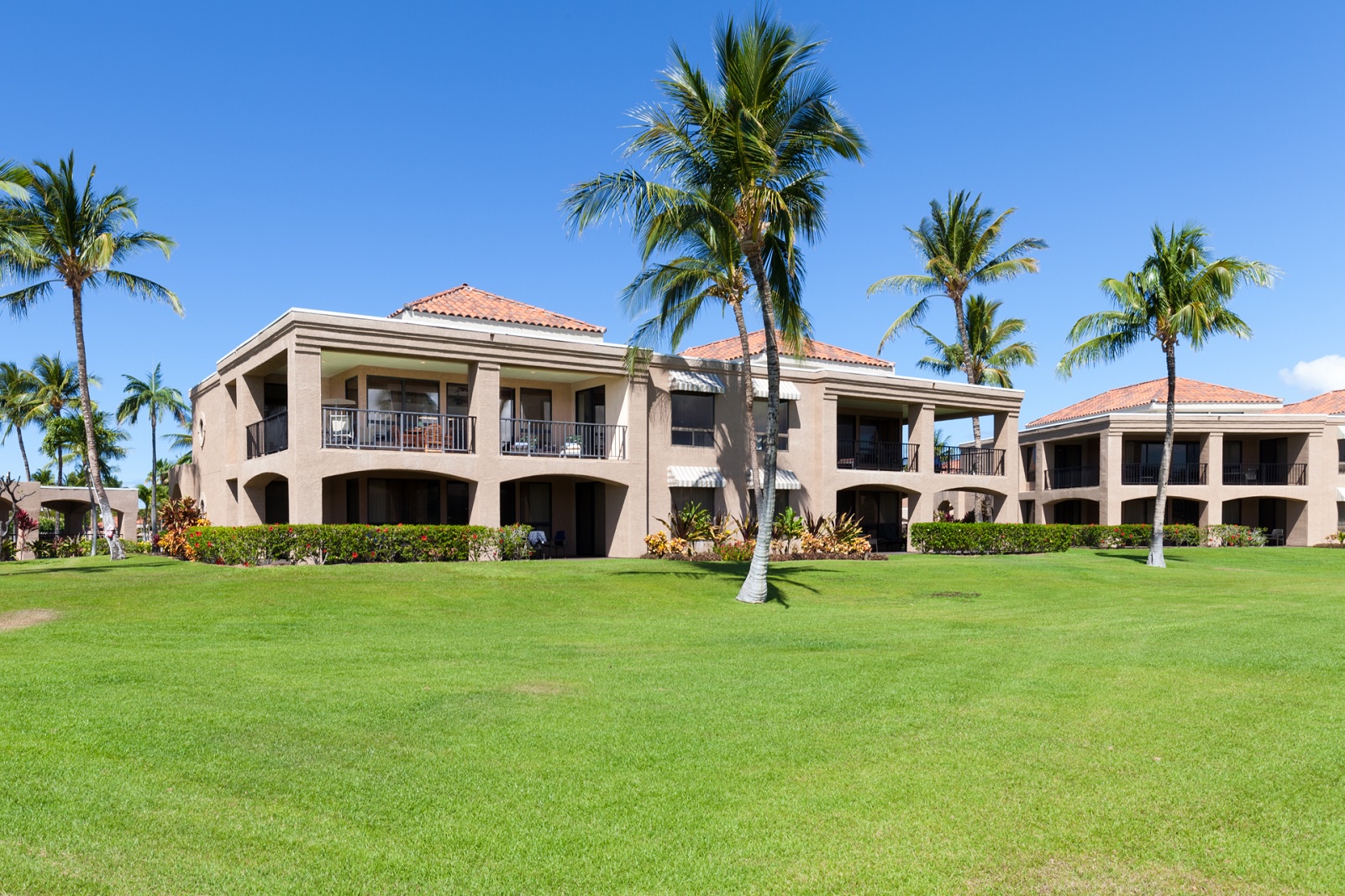 622 Bay Club Waikoloa. Includes Hilton Waikoloa Pool Pass for 2023