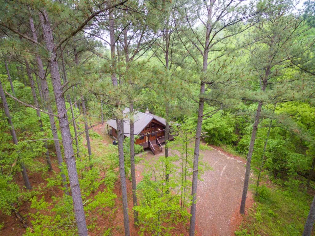 Creekside Chalet