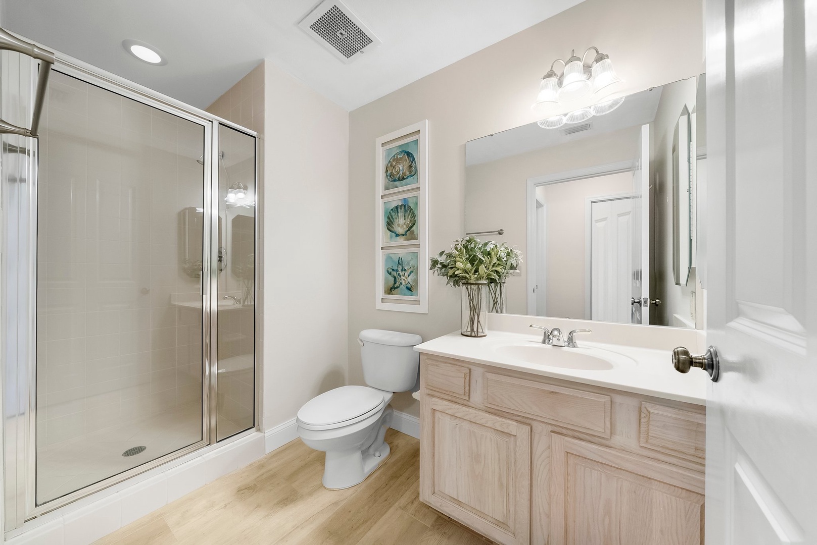 9-web-or-mls-8601 Surf Dr 1E-8