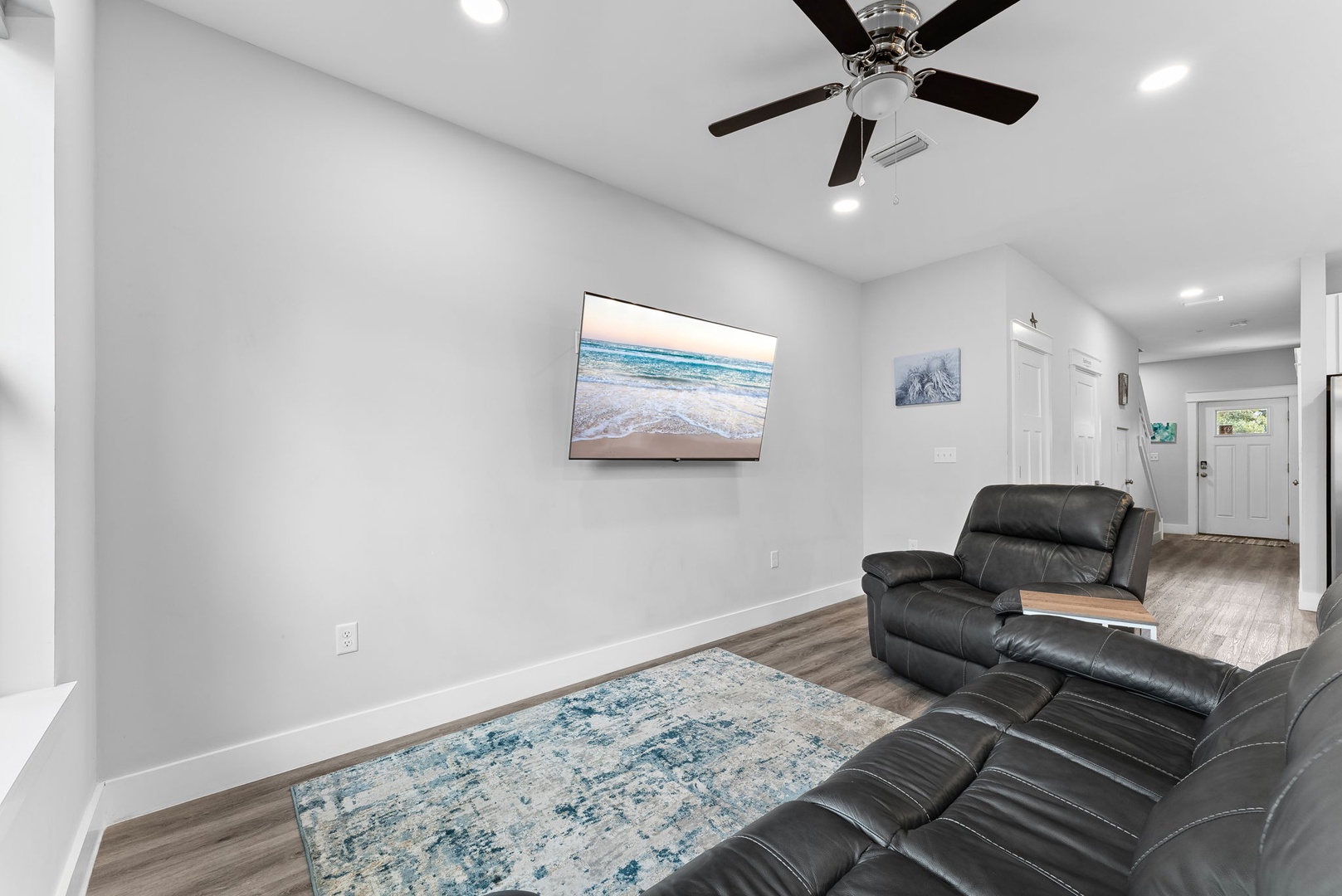 16-web-or-mls-2226 Joan Ave 16 -16