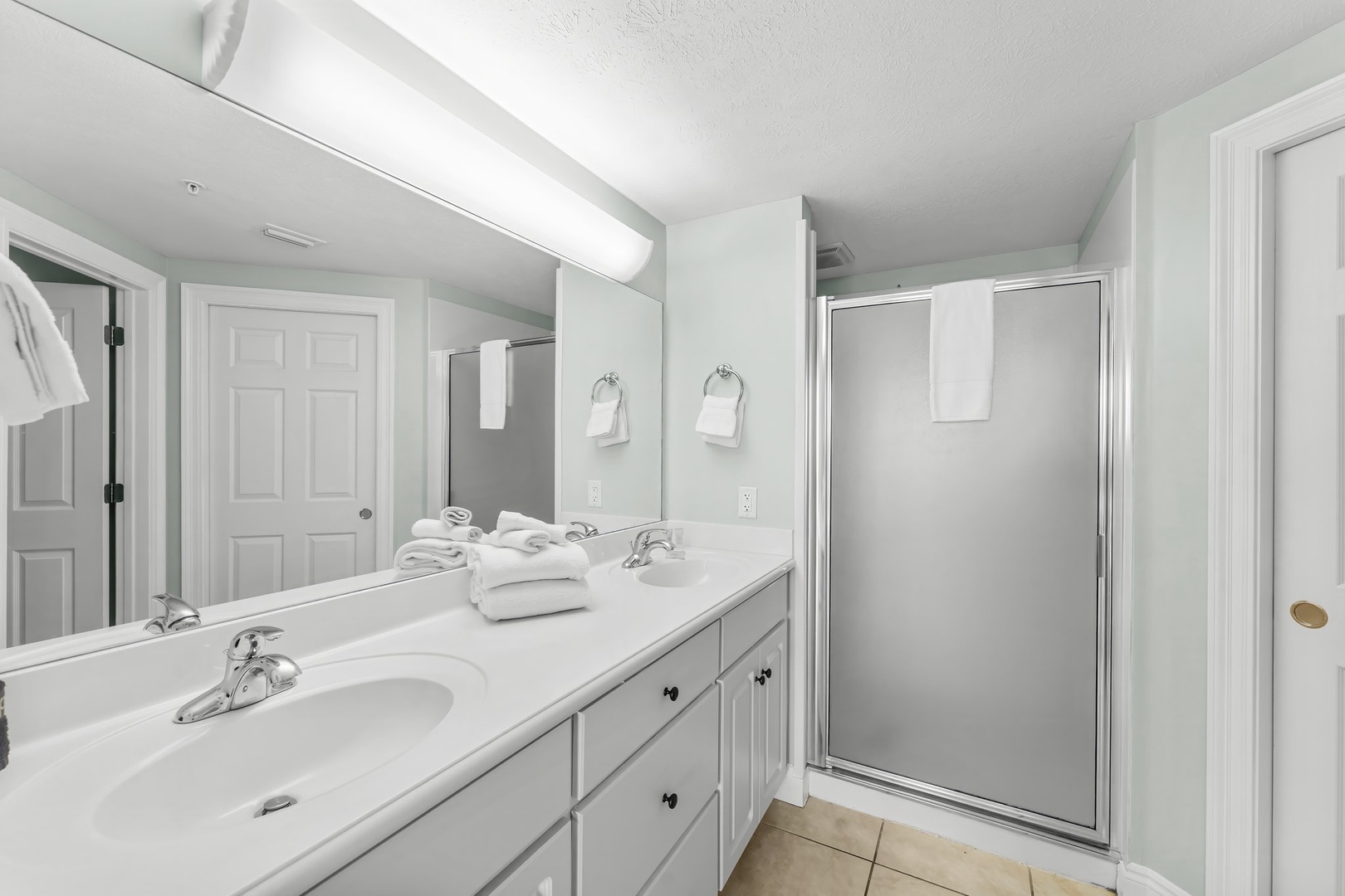 22-5004 Thomas Dr 1102-7