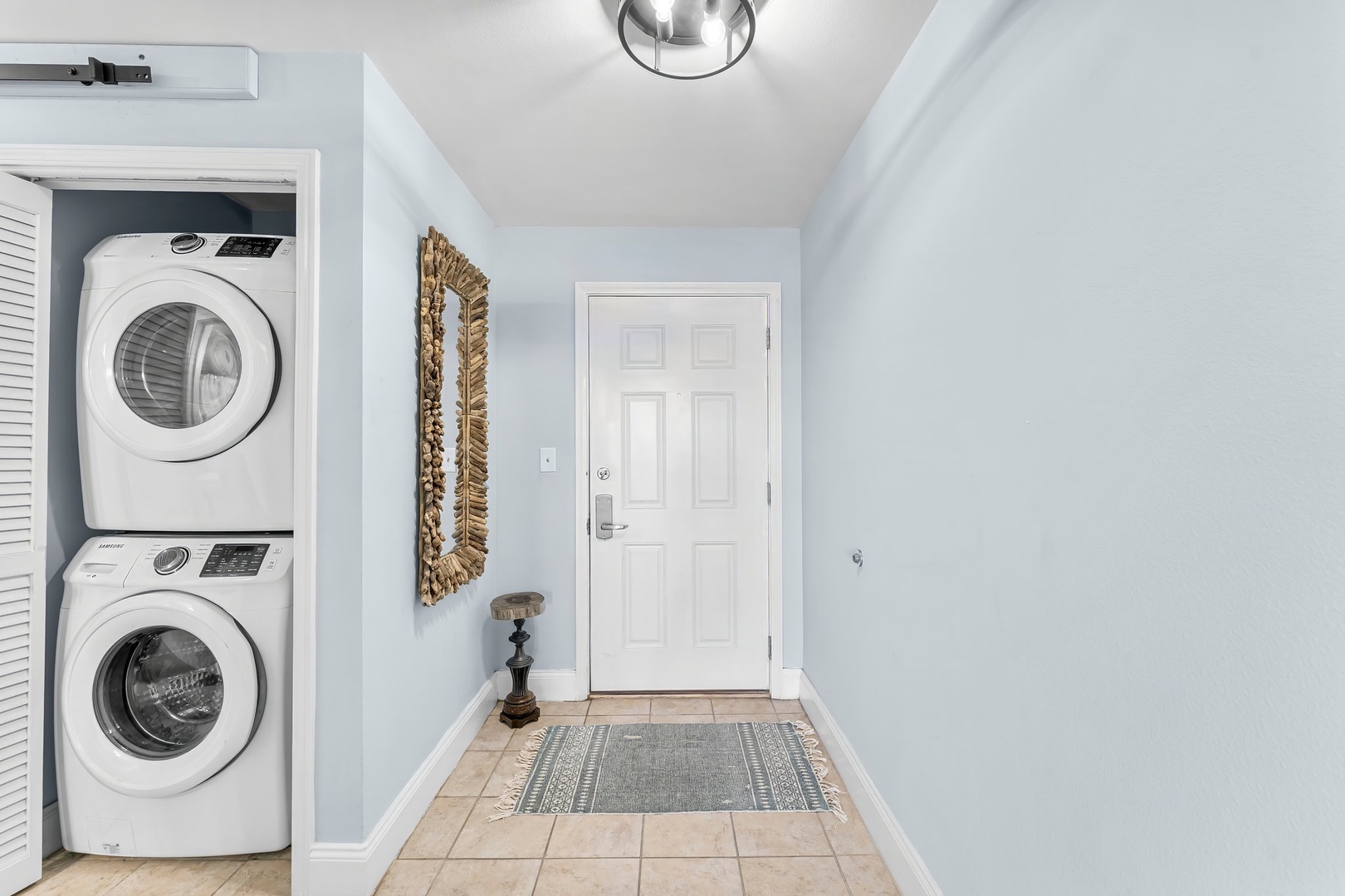 2-web-or-mls-9902 S Thomas Dr 1231-1