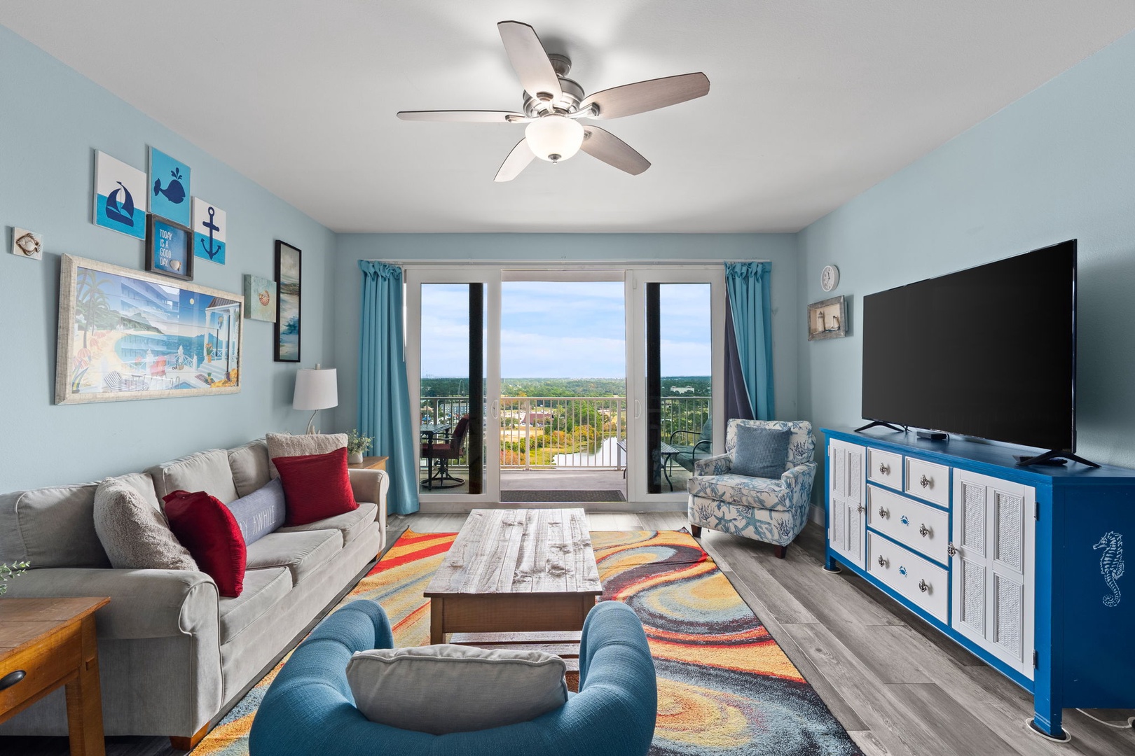 18-web-or-mls-9902 S Thomas Dr 1730 -25