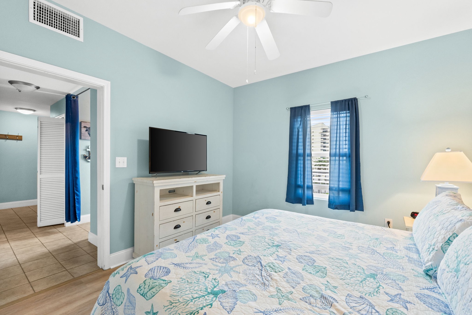 Guest Bedroom 1