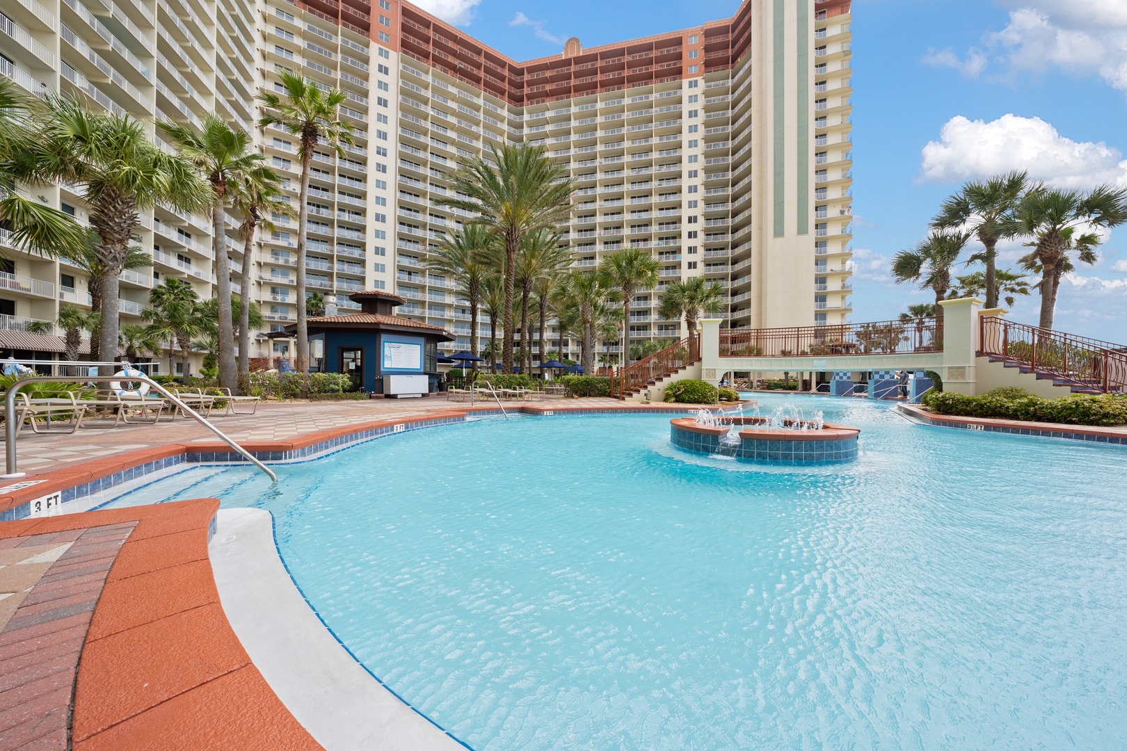 Lagoon-style Pool