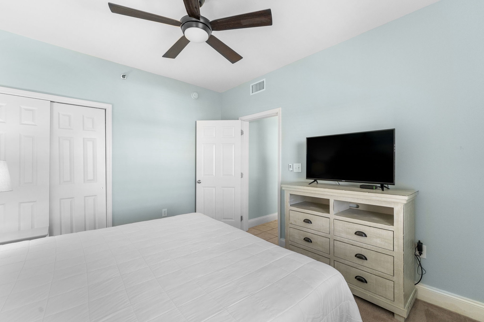 Guest Bedroom 1