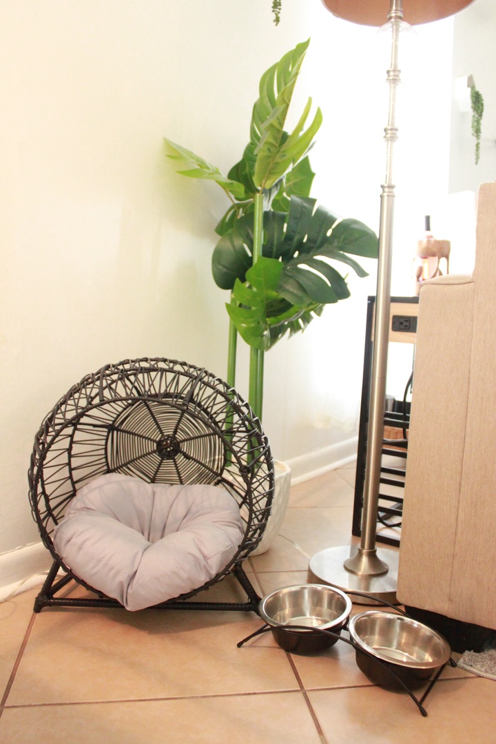 VRBO pet bed
