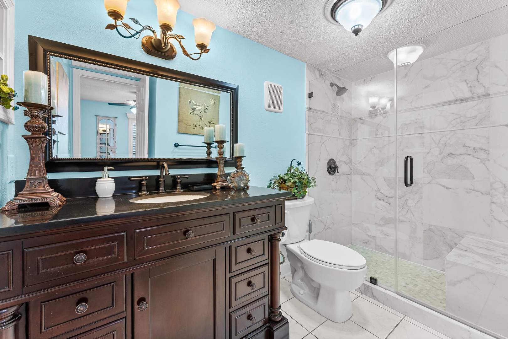 13-web-or-mls-6213 Thomas Dr 403-5