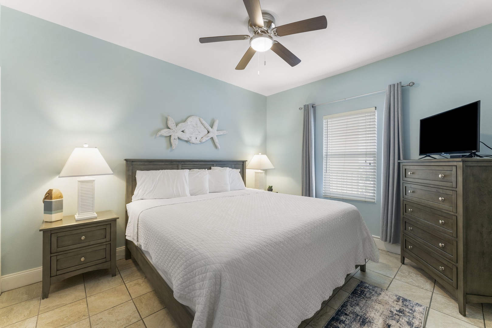 Guest Bedroom 1