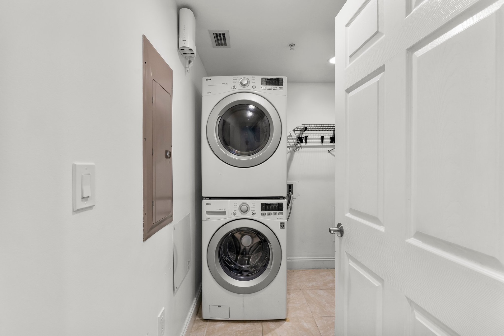 11-web-or-mls-5004 Thomas Dr 106-2