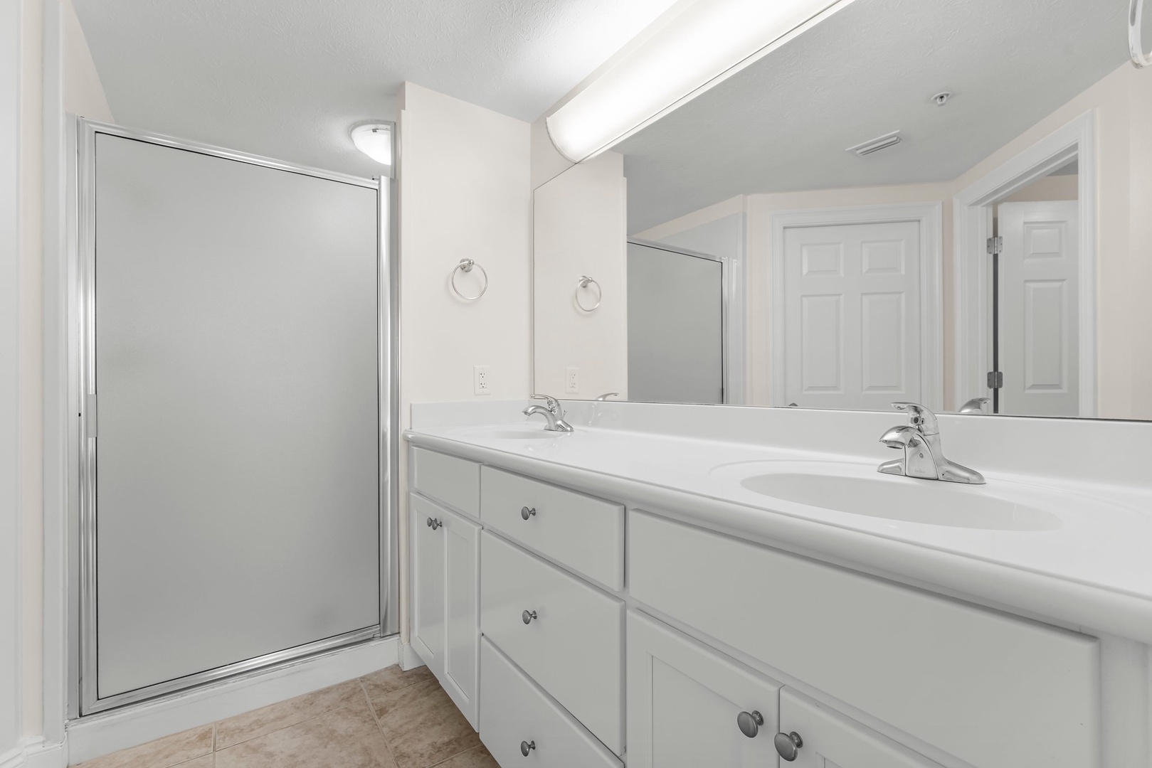 29-web-or-mls-5004 Thomas Dr 103-18
