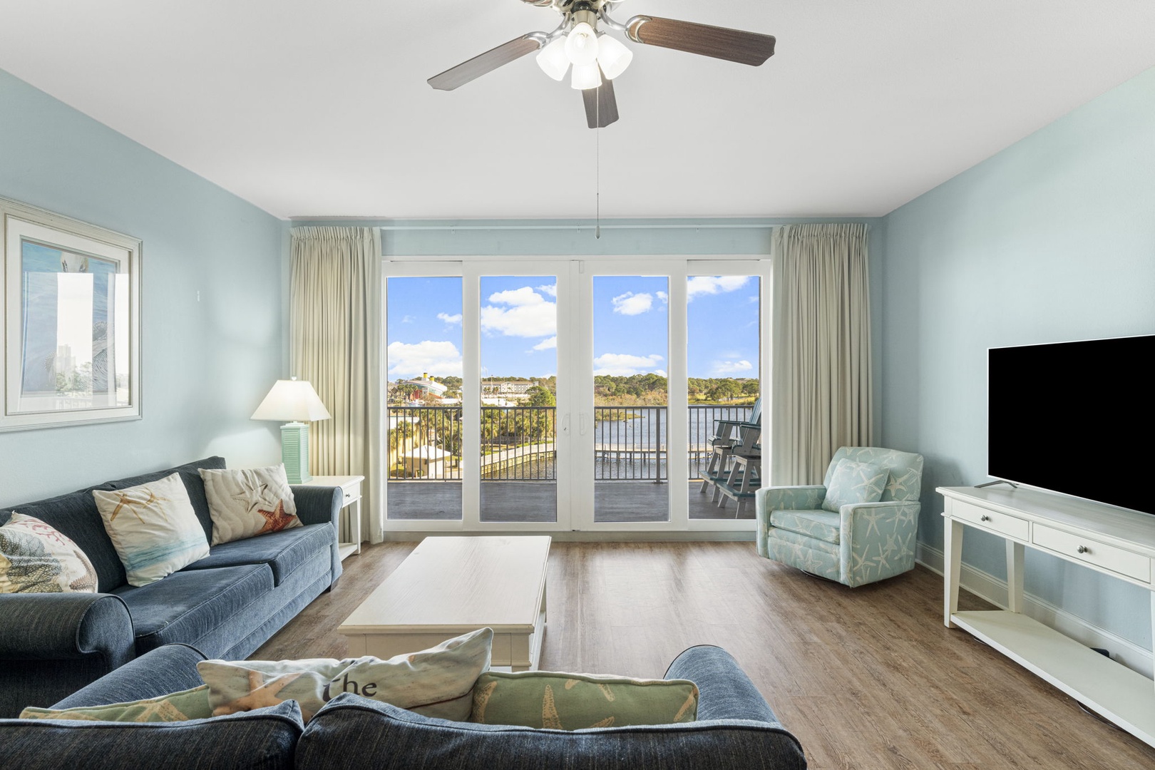 Laketown Wharf Sail Away Vacation Rentals