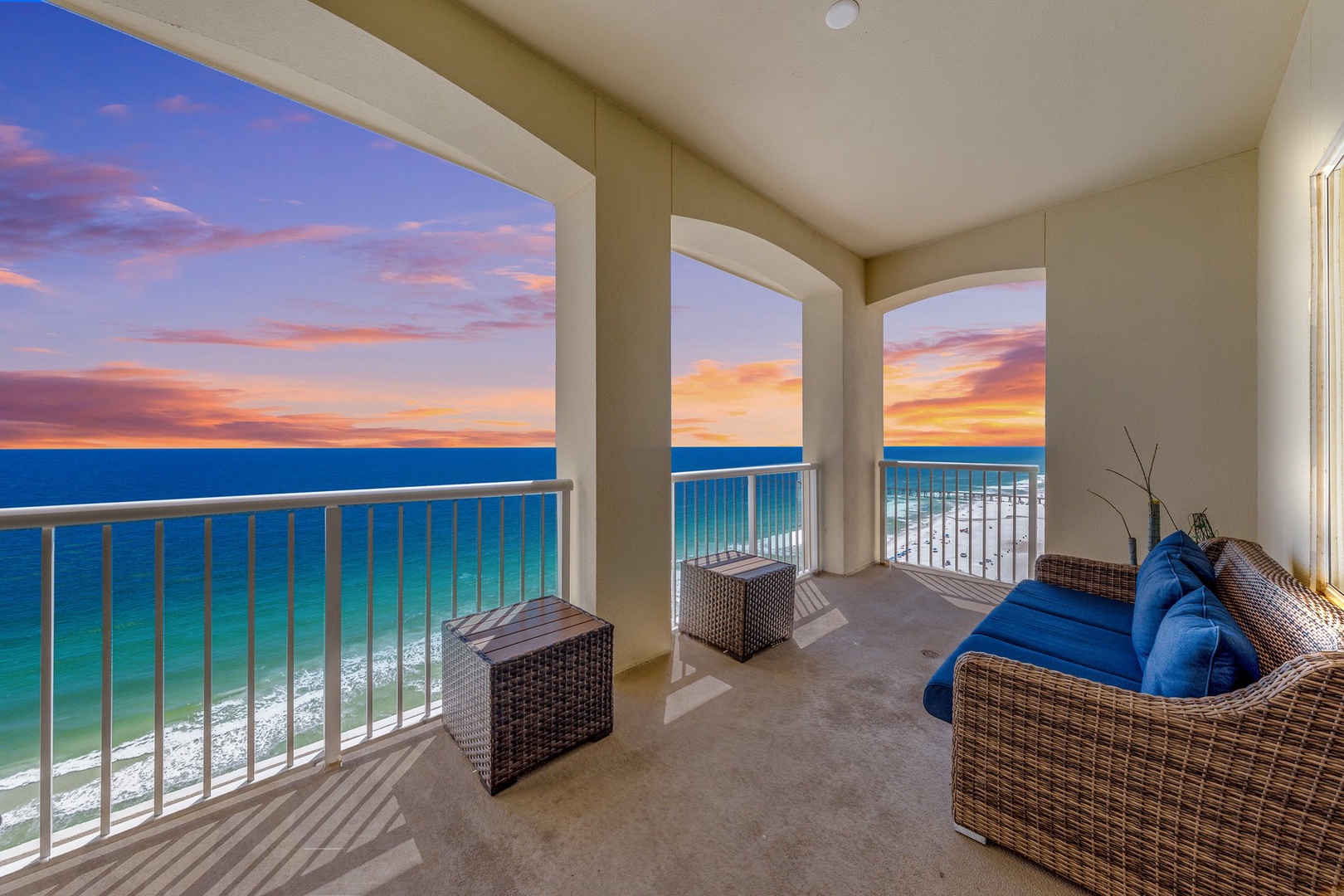 1-web-or-mls-11800 Front Beach Rd 2201_01