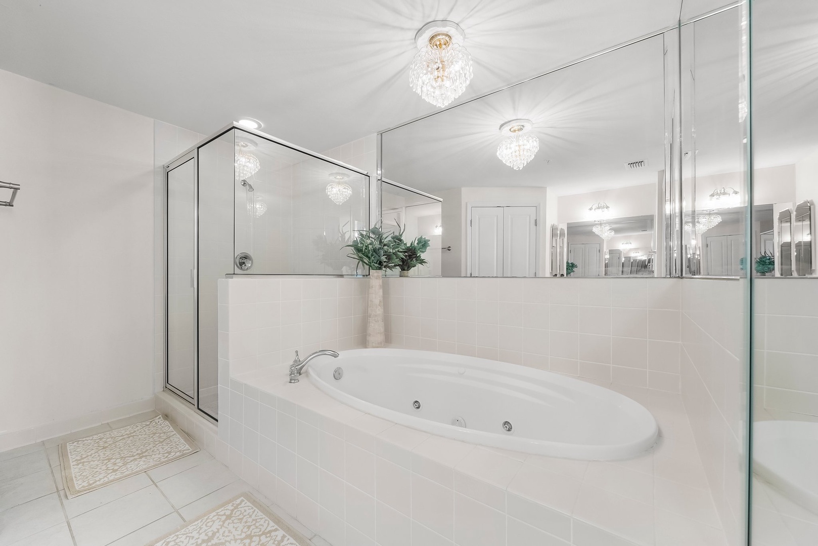 25-web-or-mls-8601 Surf Dr 1E-24
