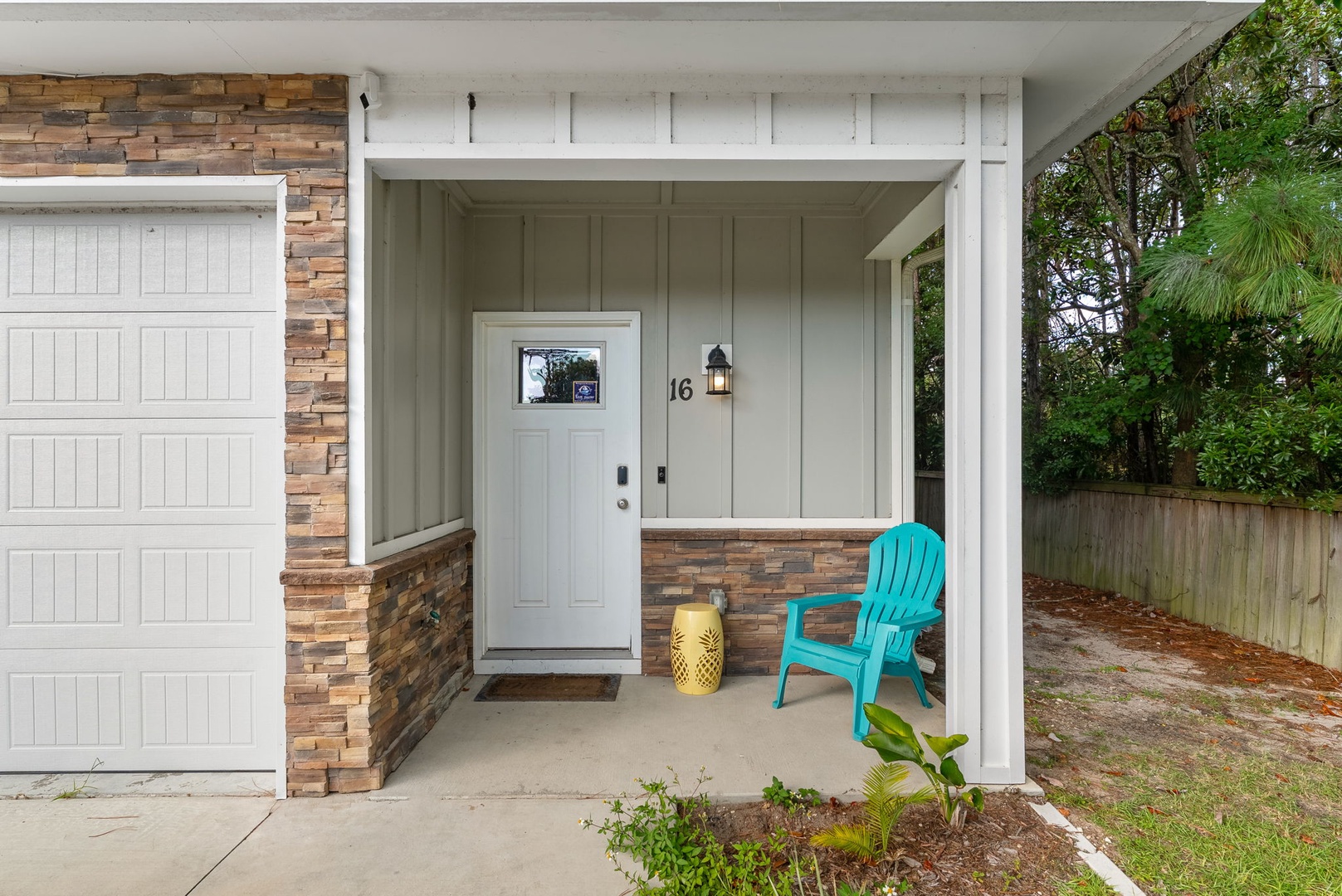 3-web-or-mls-2226 Joan Ave 16 -03